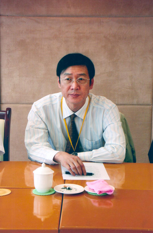 张明