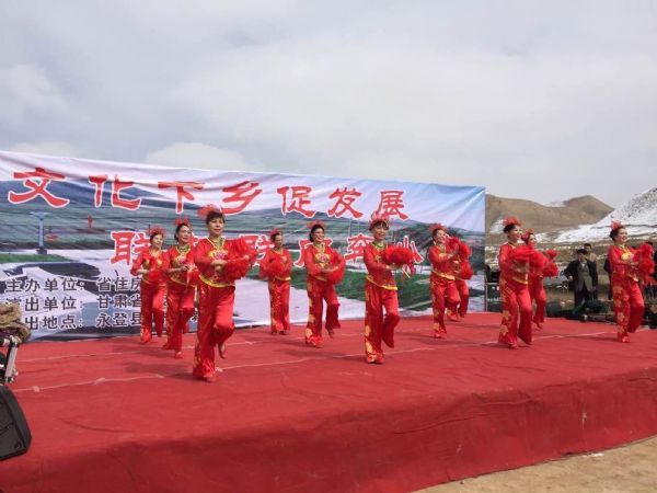双联送温暖，文化拜大年（图）