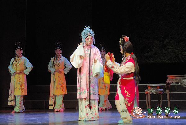 甘肃秦腔艺术剧院赴清水县红堡镇李店村双联慰问演出