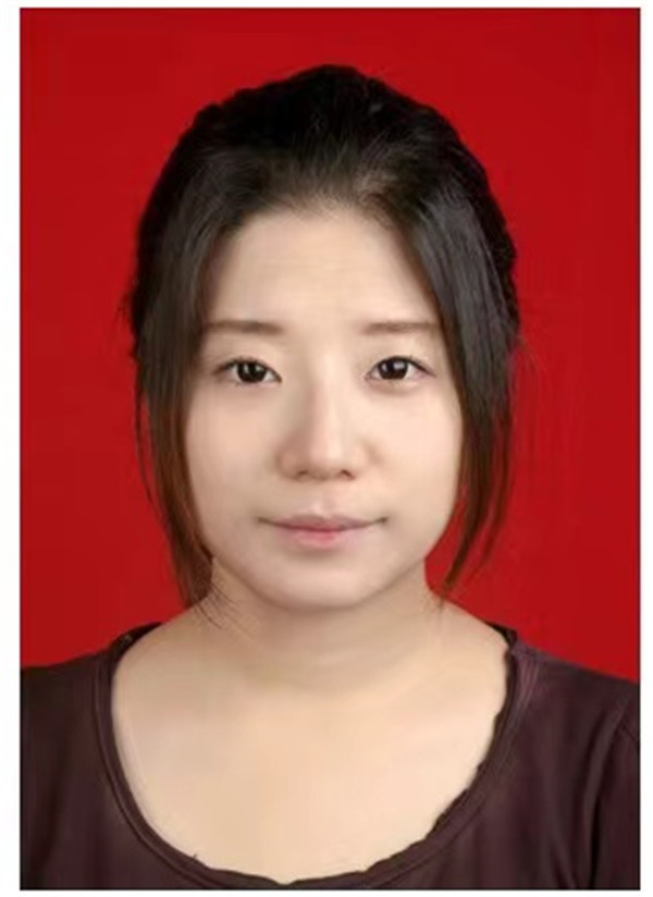 202210081665199232679557.jpg 徐亚琪.jpg
