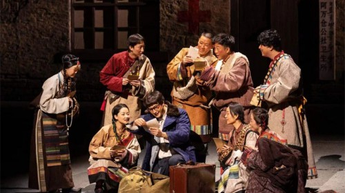《青青的阿万仓》再现“草原曼巴”王万青五十六载民族情
